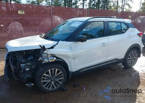 2021 Nissan Kicks Sr Xtronic Cvt z USA, uszkodzony, nr VIN 3N1CP5DV1ML474319